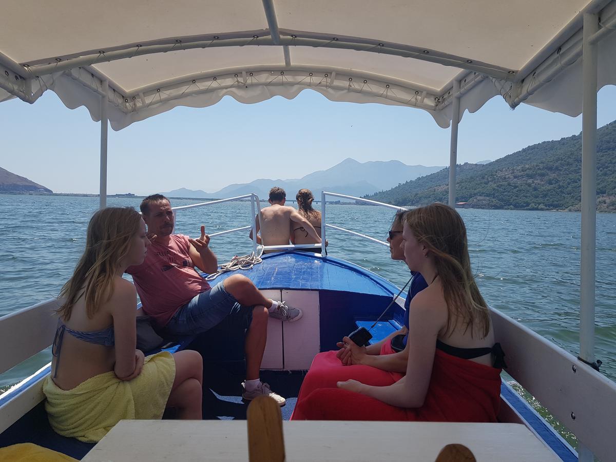 Village Experience - Skadar Lake ヴィルパザル エクステリア 写真
